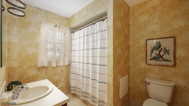 4 Cowperthwaite Sq, Westfield Town, NJ 07090