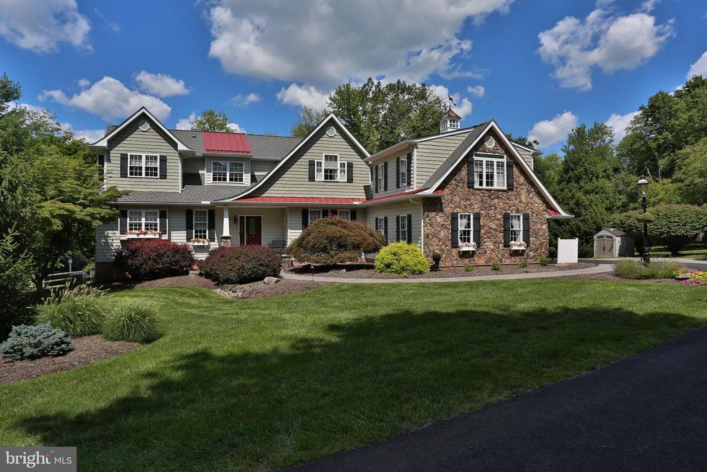 2232 TURK RD, DOYLESTOWN, PA 18901 — exterior