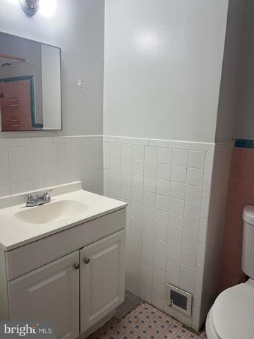 6743 E ROOSEVELT BLVD, Philadelphia, PA 19149