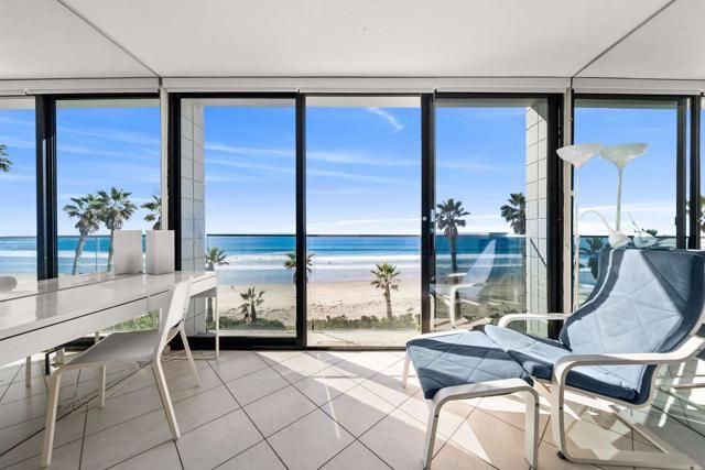 4767 Ocean Boulevard 203, San Diego, CA 92109