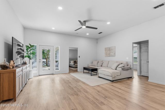 13486 LAS BRISAS Way, Jacksonville, FL 32224