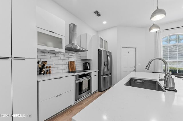 13486 LAS BRISAS Way, Jacksonville, FL 32224