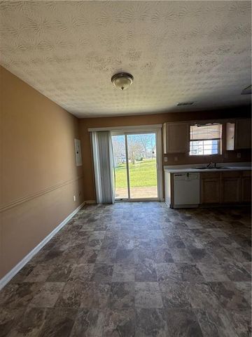 1750 Bob White Lane SE, Conyers, GA 30013