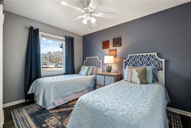 110 13th Street, Bentonville, AR 72712