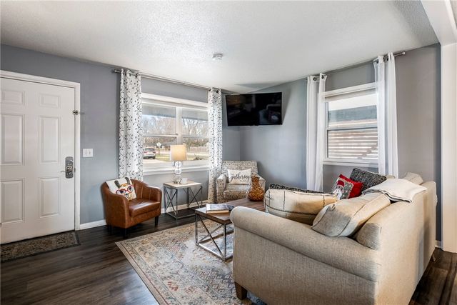 110 13th Street, Bentonville, AR 72712