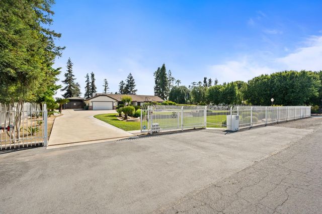 7311 W Rialto Avenue, Fresno, CA 93723