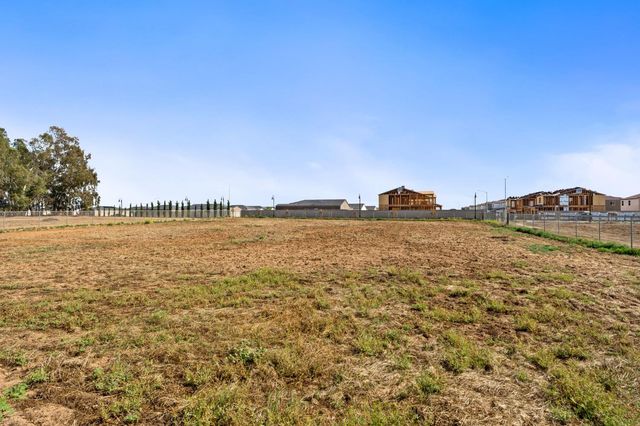 7311 W Rialto Avenue, Fresno, CA 93723