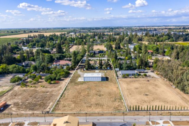 7311 W Rialto Avenue, Fresno, CA 93723