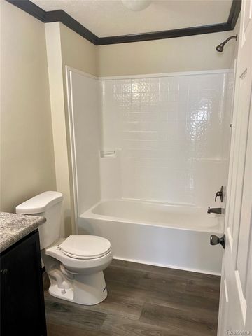 52543 Potomac Court, Chesterfield Township, MI 48051
