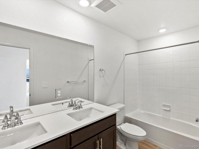 7340 27th Street Lane, Greeley, CO 80634