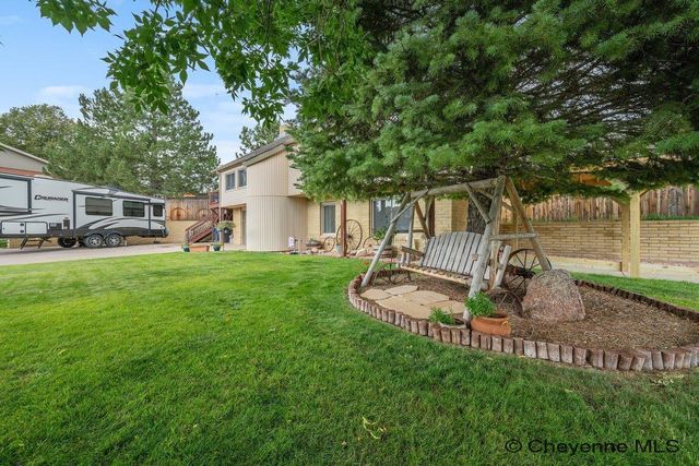 900 PONDEROSA RD, Cheyenne, WY 82009