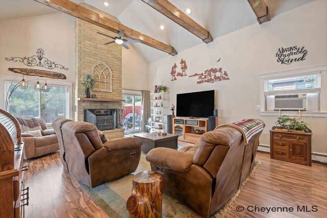 900 PONDEROSA RD, Cheyenne, WY 82009