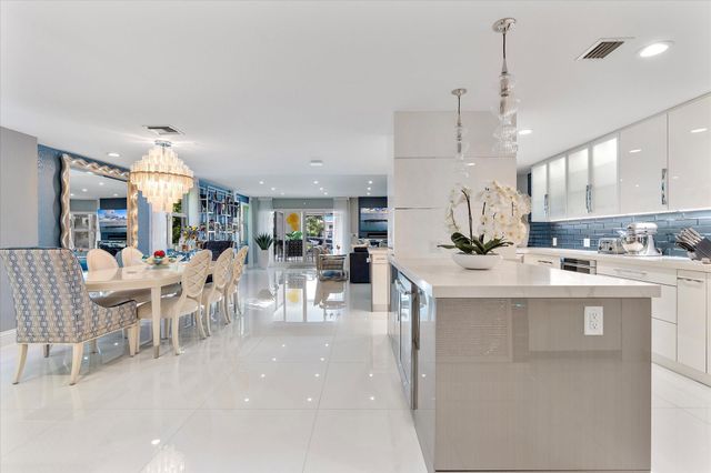 615 Bayshore Dr 106, Fort Lauderdale, FL 33304