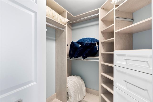 615 Bayshore Dr 106, Fort Lauderdale, FL 33304