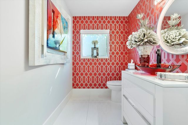 615 Bayshore Dr 106, Fort Lauderdale, FL 33304