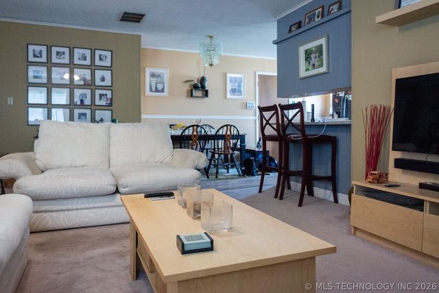 3347 S 120TH Place, Tulsa, OK 74146