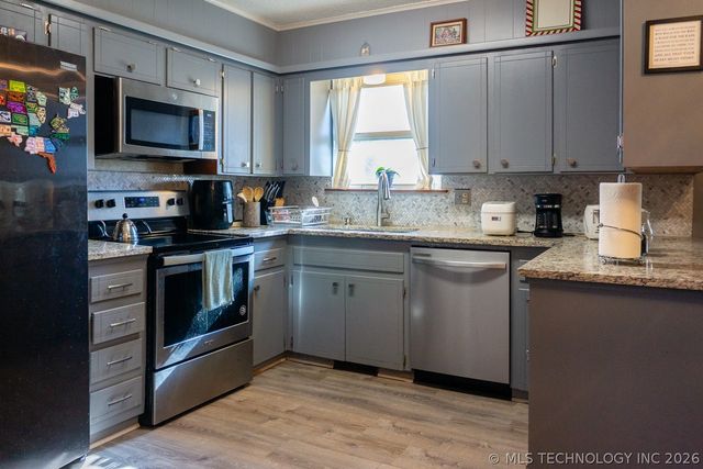 3347 S 120TH Place, Tulsa, OK 74146