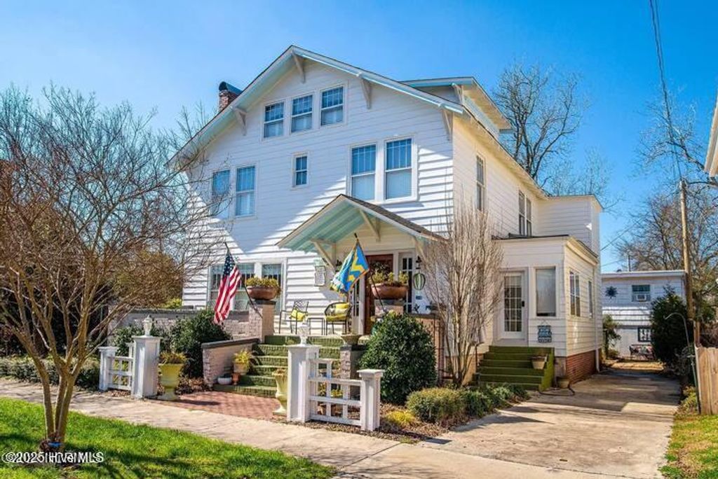 411 George Street 2, New Bern, NC 28560