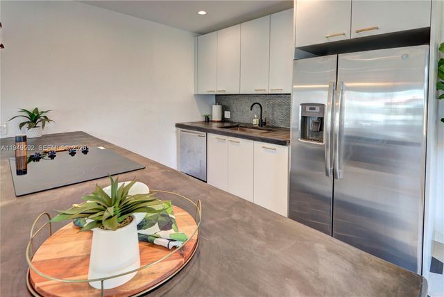 818 NW 47th St, Miami, FL 33127