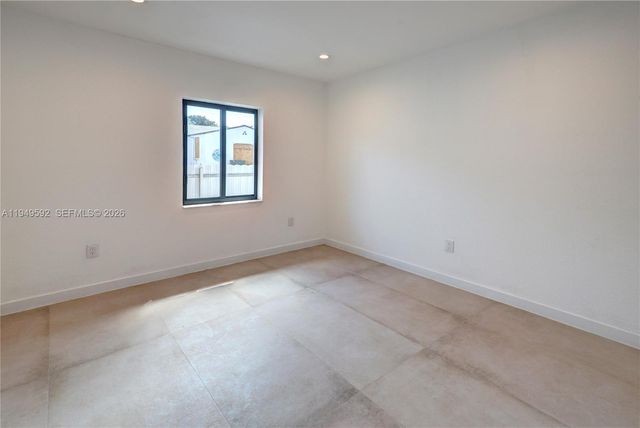 818 NW 47th St, Miami, FL 33127