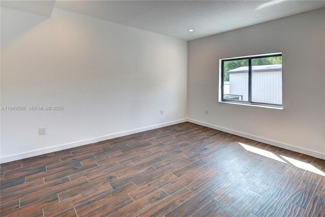 818 NW 47th St, Miami, FL 33127