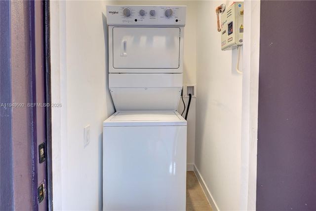 818 NW 47th St, Miami, FL 33127