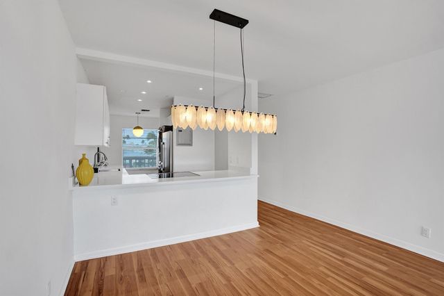 1130 Mahogany Way 203, Delray Beach, FL 33445