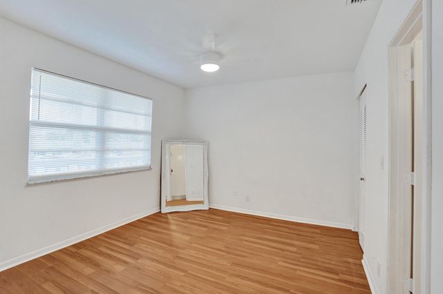 1130 Mahogany Way 203, Delray Beach, FL 33445