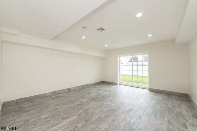24 Van Pelt Pl B, Little Falls Twp., NJ 07424