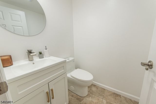 24 Van Pelt Pl B, Little Falls Twp., NJ 07424