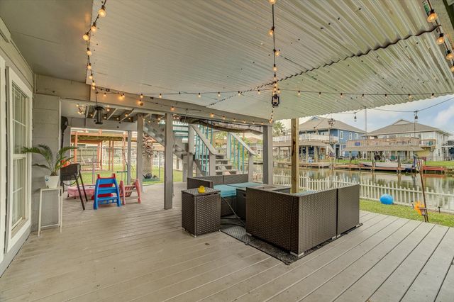 313 Ling, Bayou Vista, TX 77563