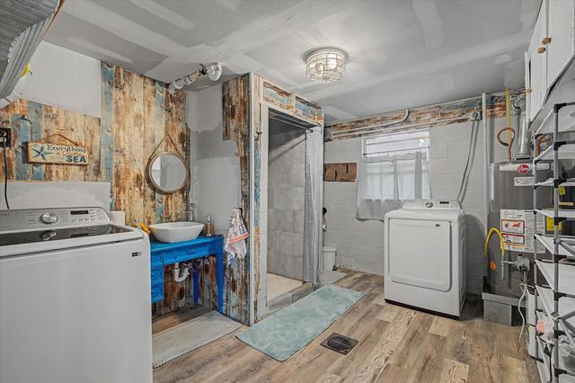 313 Ling, Bayou Vista, TX 77563