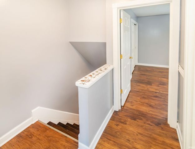 120 Hampton Court, Evansville, IN 47715