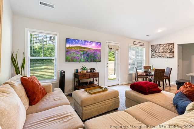 382 Emily Lane, Raeford, NC 28376