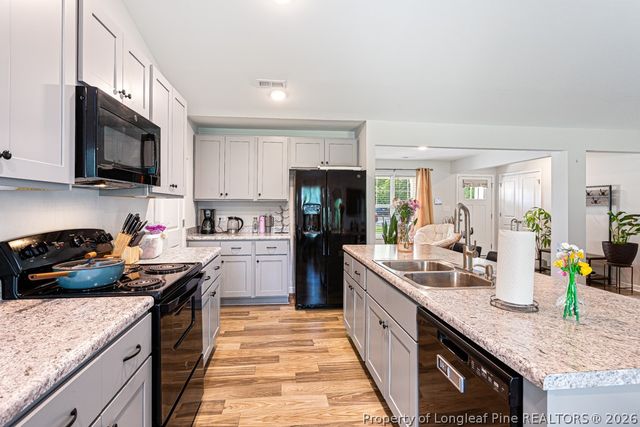 382 Emily Lane, Raeford, NC 28376