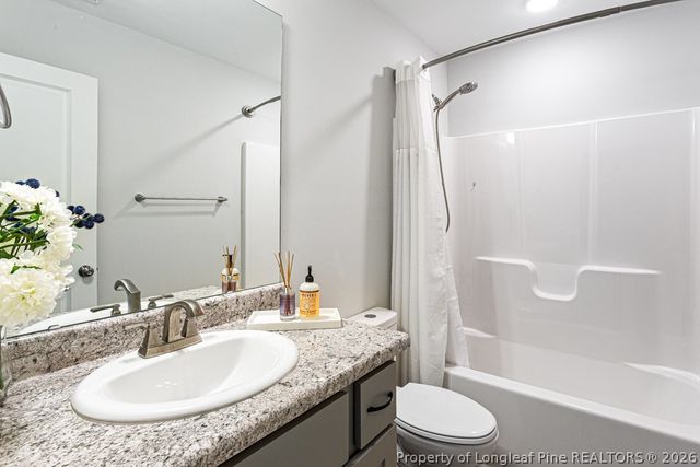 382 Emily Lane, Raeford, NC 28376