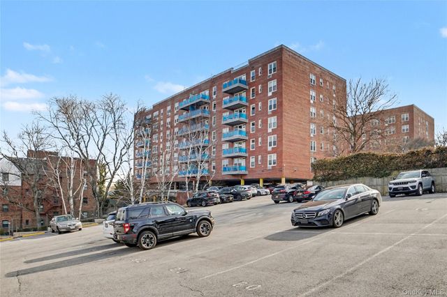 14 Westview Avenue 701, Tuckahoe, NY 10707