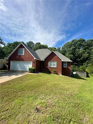 115 Cannon Drive, Fayetteville, GA 30214