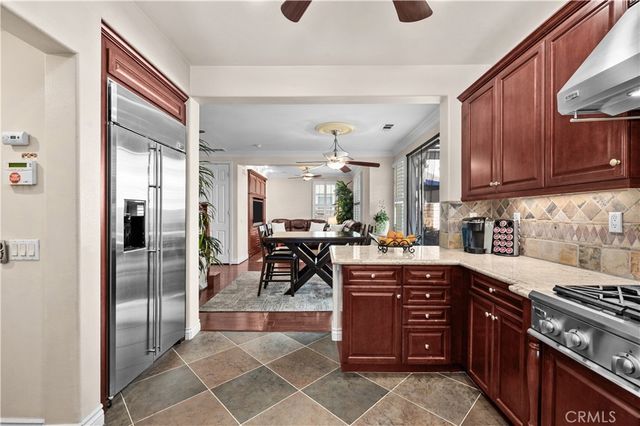 2520 Cornerstone Lane, Costa Mesa, CA 92626