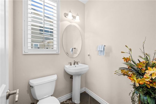 2520 Cornerstone Lane, Costa Mesa, CA 92626
