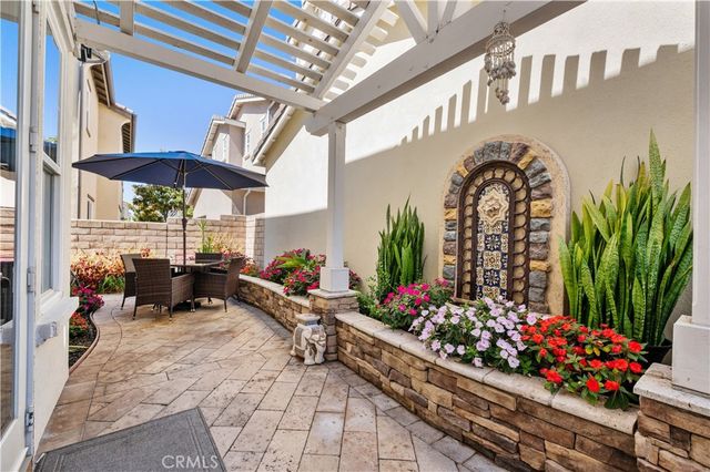 2520 Cornerstone Lane, Costa Mesa, CA 92626
