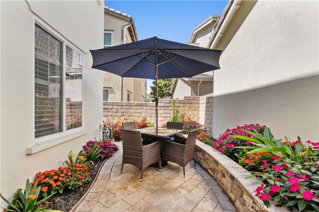 2520 Cornerstone Lane, Costa Mesa, CA 92626