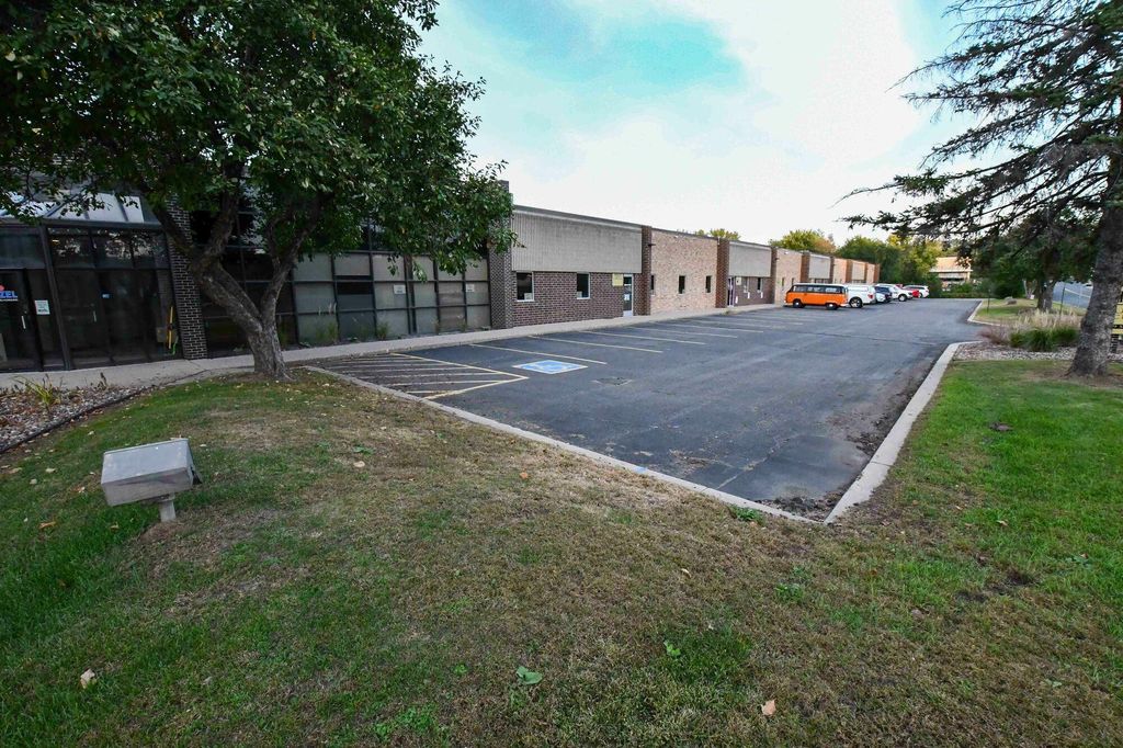 1959 Shawnee Road, Eagan, MN 55122 — photo 4