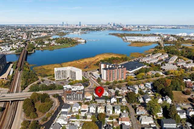 68 Atlantic St, Quincy, MA 02171