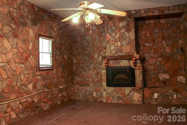 905 S 10th Street, Bessemer City, NC 28016