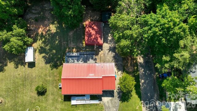 905 S 10th Street, Bessemer City, NC 28016