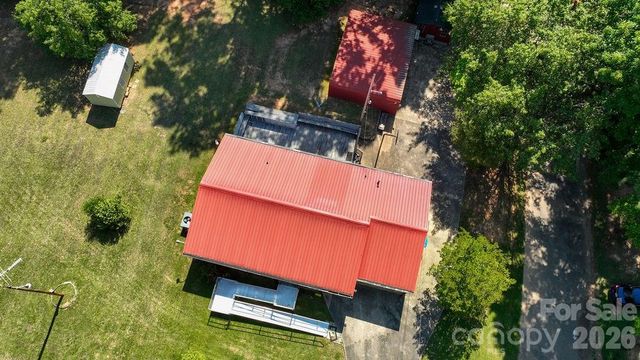 905 S 10th Street, Bessemer City, NC 28016