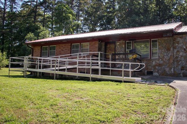 905 S 10th Street, Bessemer City, NC 28016