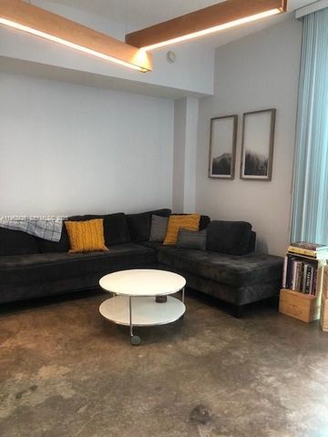 350 NE 24th St 504, Miami, FL 33137