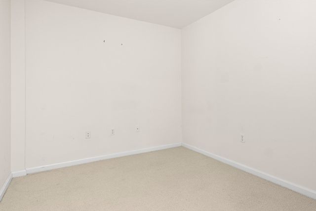 36 Village Rd 603, Middleton, MA 01949